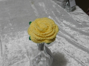 Crochet Open Rose - Lemon